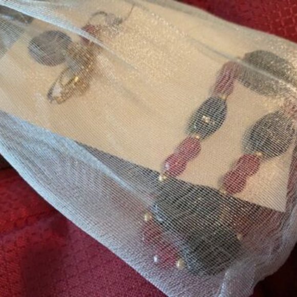 NWT *Gold Coast BURGUNDY Diaper or Beach Bag *plus real JADE NECKLACE & earrings - Picture 7 of 11